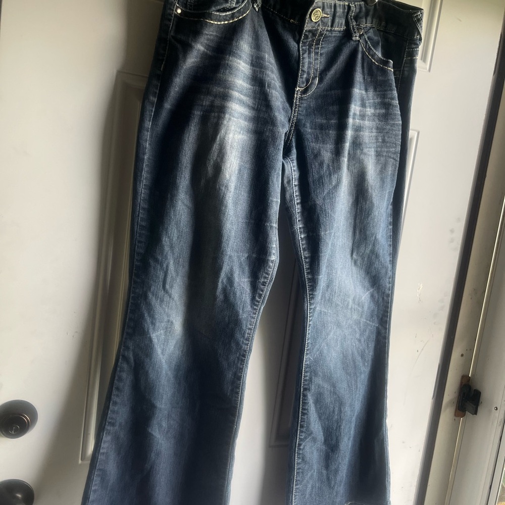 Women’s blue jeans - Picture 2 of 11